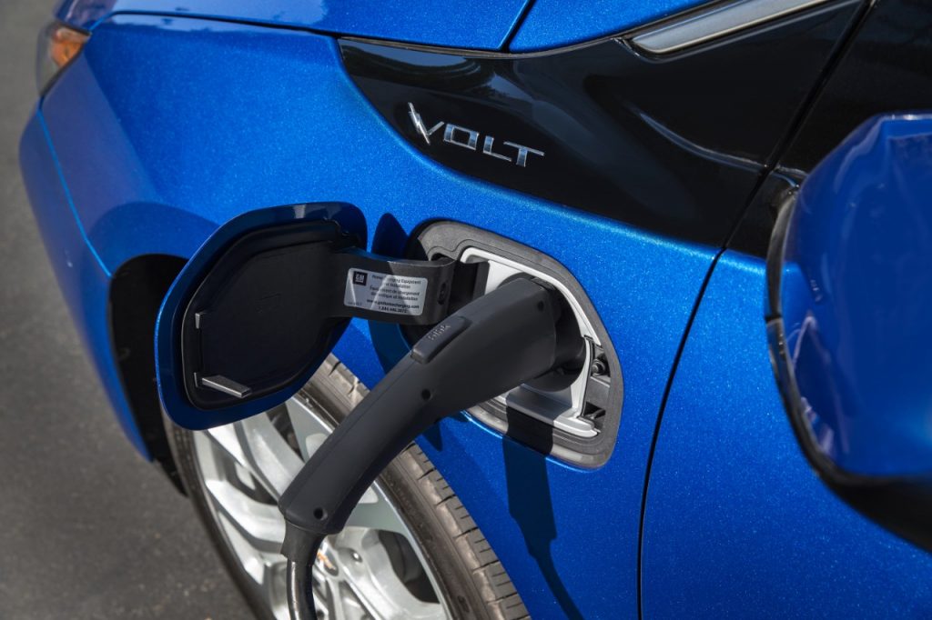 2016 Chevrolet Volt photo from GM